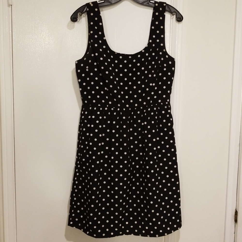 💕FOREVER 21💕 Sleeveless Polka Dot Mini Dress